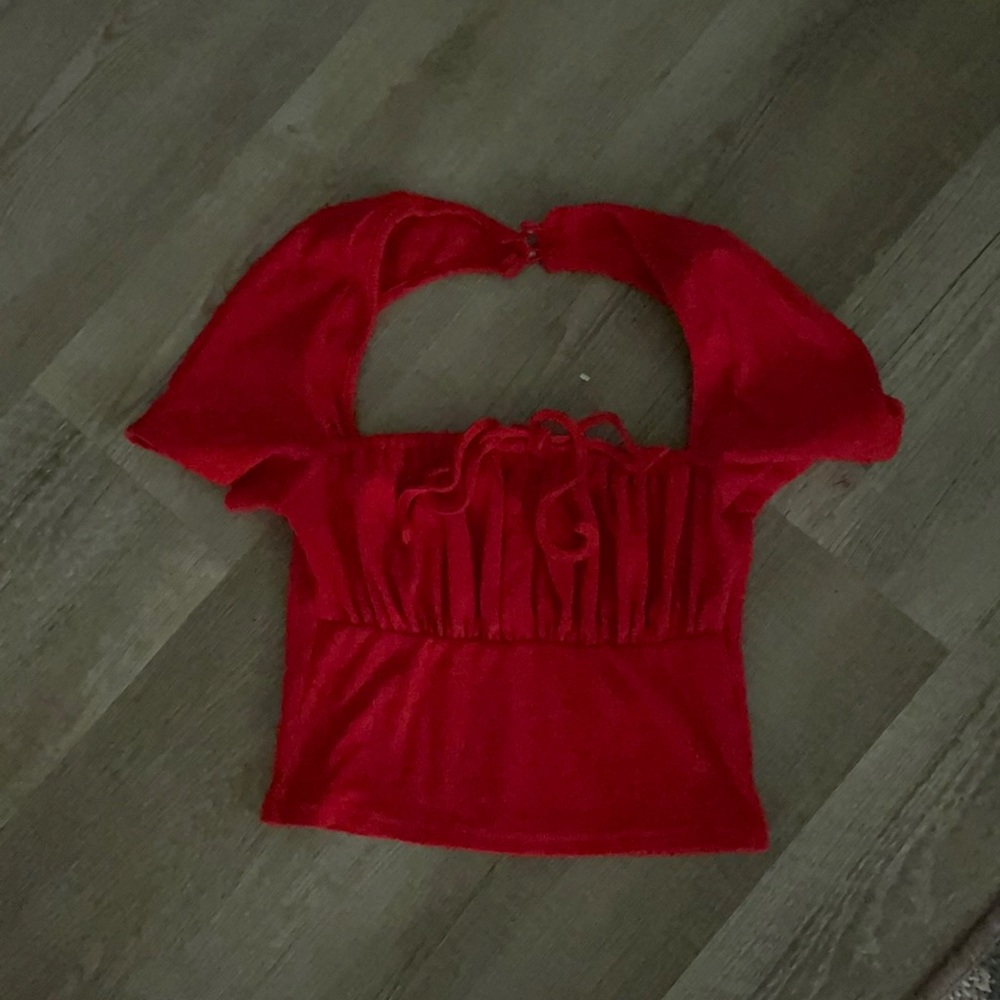 Red cut out back top princess Polly